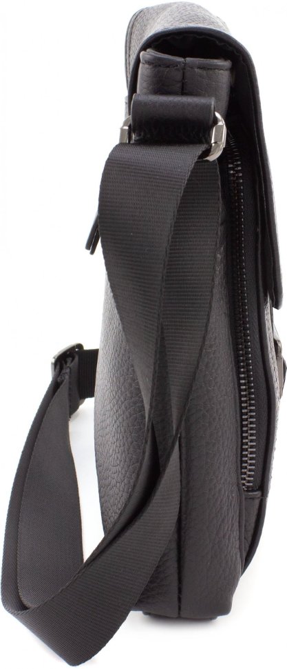 Черная мужская сумка из натуральной кожи с ремешком на плечо Leather Collection (11126)