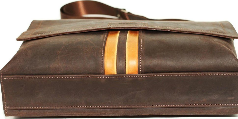 Стильная мужская сумка мессенджер коричневого цвета VATTO (11647)