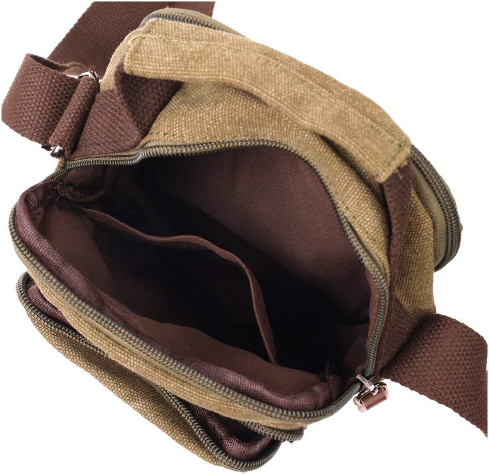 Маленькая мужская сумка-барсетка оливкового цвета из плотного текстиля Vintage 2422219