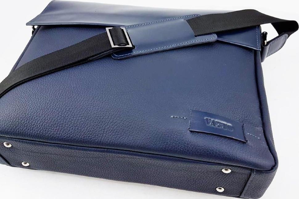 Наплечная мужская сумка мессенджер синего цвета с клапаном VATTO (11751)