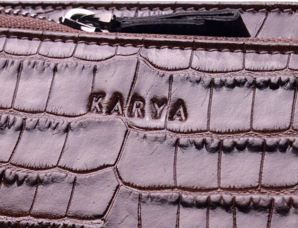 Мужская барсетка коричневого цвета из натуральной кожи с тиснением под крокодила KARYA (2421311)