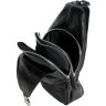 Кожаная мужская вертикальная сумка-слинг в черном цвете Vip Collection (21094) - 2
