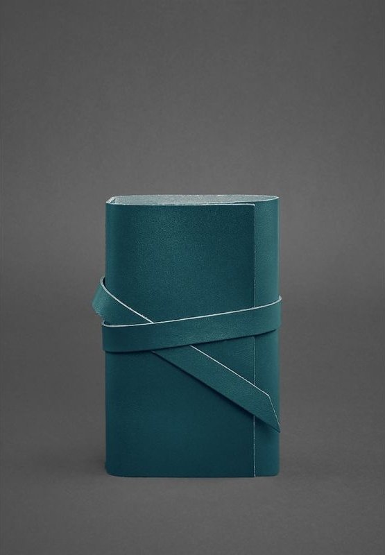 Кожаный блокнот (Софт-бук) зеленого цвета с хлястиком - BlankNote (42012)