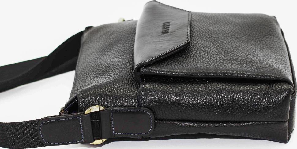 Компактная наплечная сумка-планшет из зернистой кожи Флотар VATTO (12056)