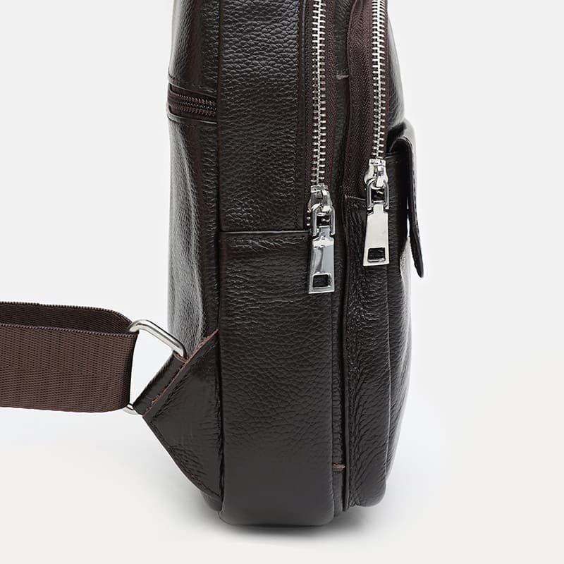 Темно-коричневая мужская сумка-слинг из натуральной кожи на две молнии Keizer (22098)