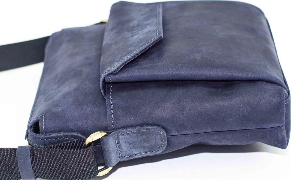 Винтажная мужская сумка вертикального типа через плечо VATTO (12057)