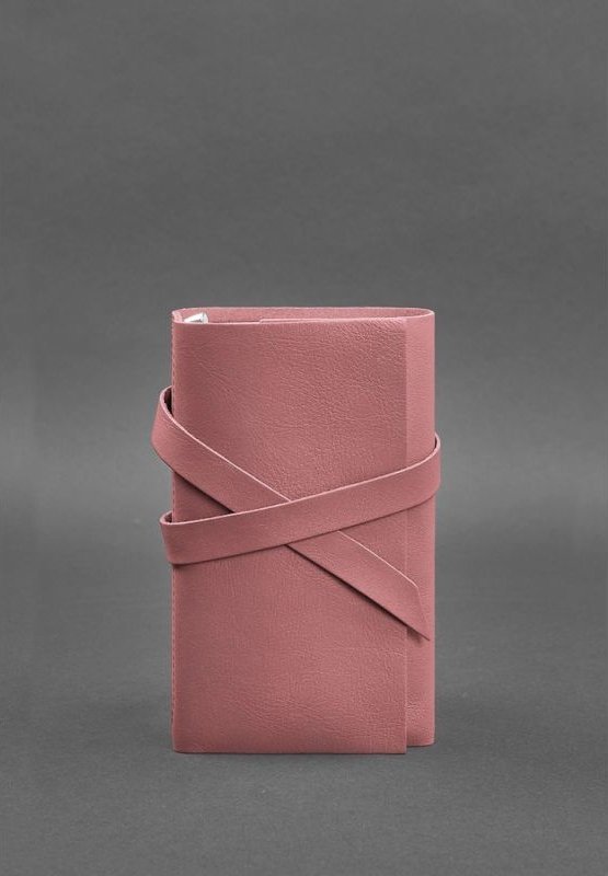 Женский кожаный блокнот (Софт-бук) в розовом цвете с фиксацией на хлястик - BlankNote (42017)