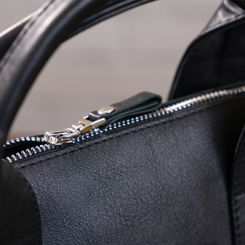 Черная сумка для ноутбука из гладкой кожи с серебристой фурнитурой SHVIGEL (11041)