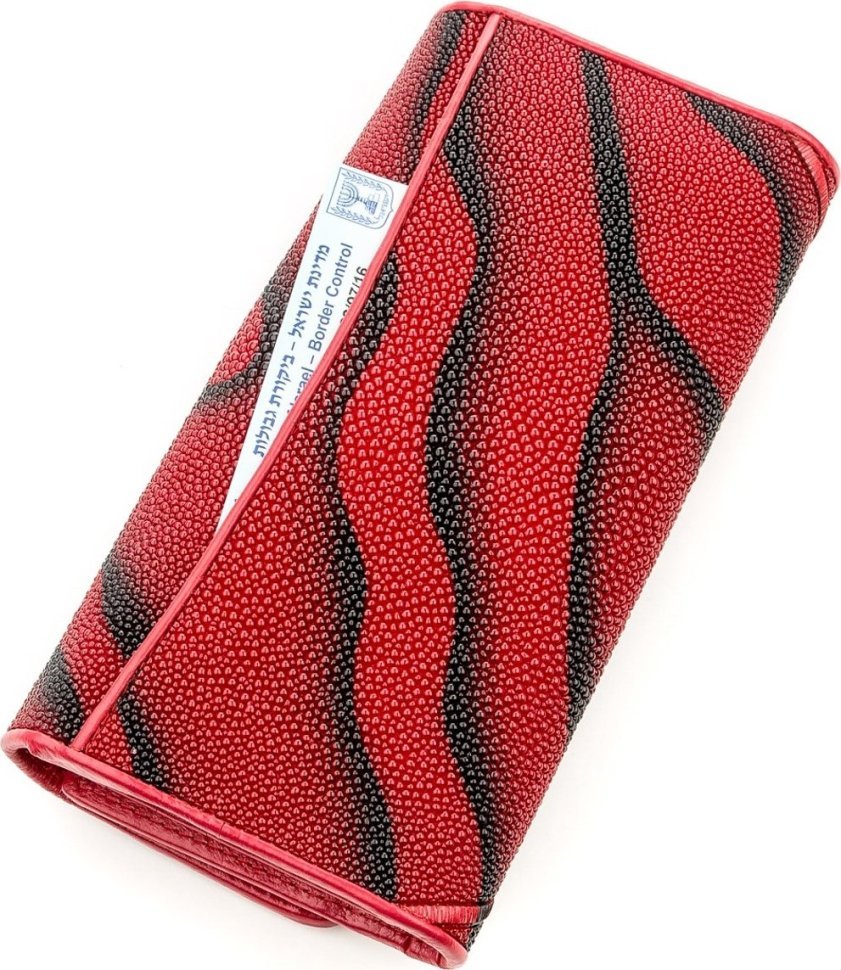 Большой женский кошелек красного цвета из кожи морского ската STINGRAY LEATHER (024-18536)