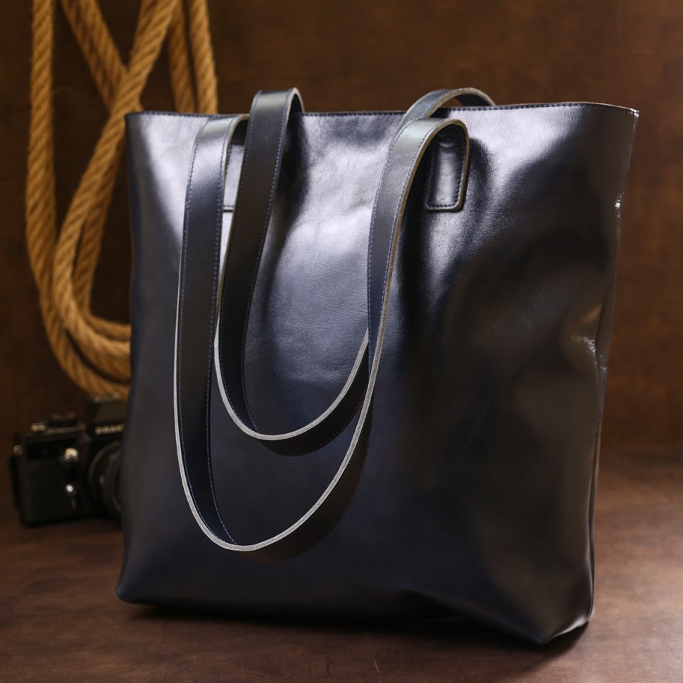 Вместительная женская сумка-шоппер из натуральной кожи синего цвета Shvigel (16369)