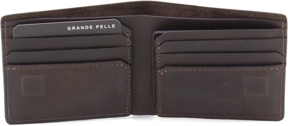 Мужское портмоне из винтажной кожи шоколадного оттенка на магнитах Grande Pelle 67822