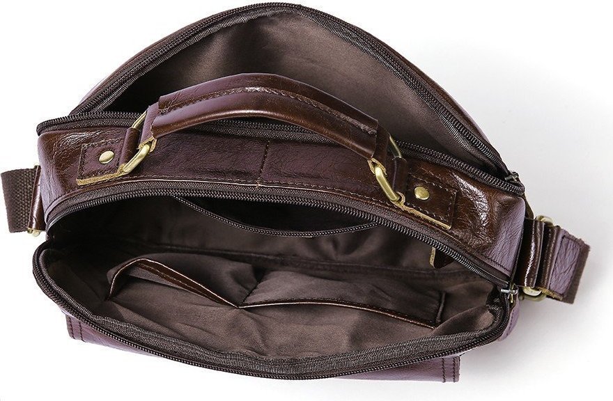 Кожаная мужская сумка среднего размера с ручкой и плечевым ремнем VINTAGE STYLE (20027)