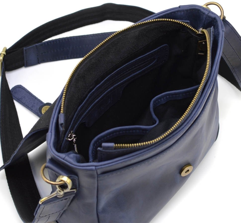 Мужская сумка-мессенджер из винтажной кожи синего цвета с плечевым ремнем TARWA (19911)