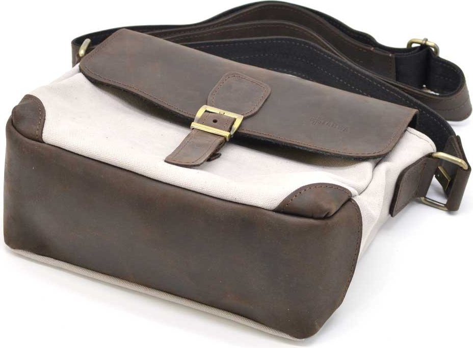 Мужская сумка-мессенджер из сочетания натуральной кожи и текстиля TARWA (21711)