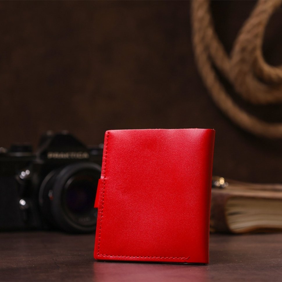 Небольшой женский кошелек из натуральной кожи красного цвета без монетницы SHVIGEL (2416223)