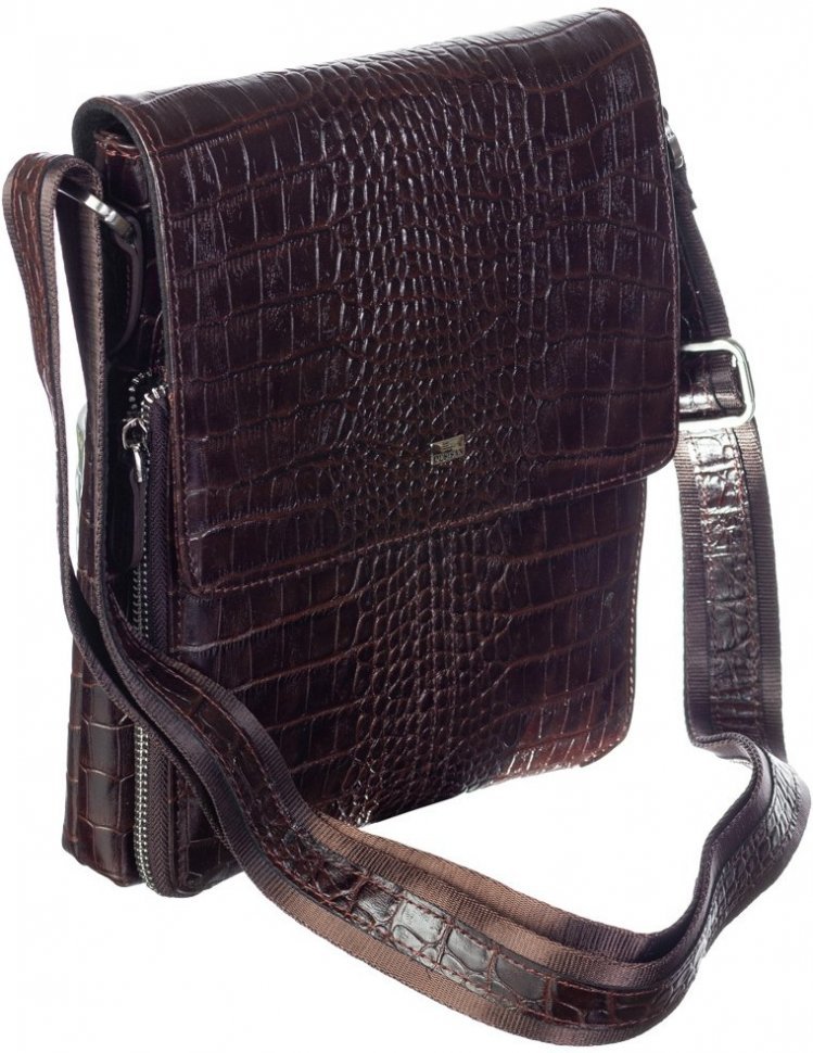 Вертикальная мужская сумка через плечо из коричневой кожи под крокодила DESISAN (19182)