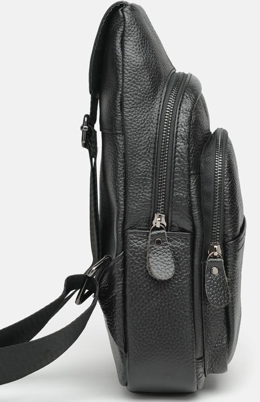 Повседневный мужской слинг-рюкзак из натуральной кожи черного цвета Keizer (21418)