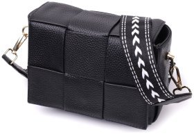 Классическая женская сумка-кроссбоди из плетеной кожи черного цвета Vintage 2422313