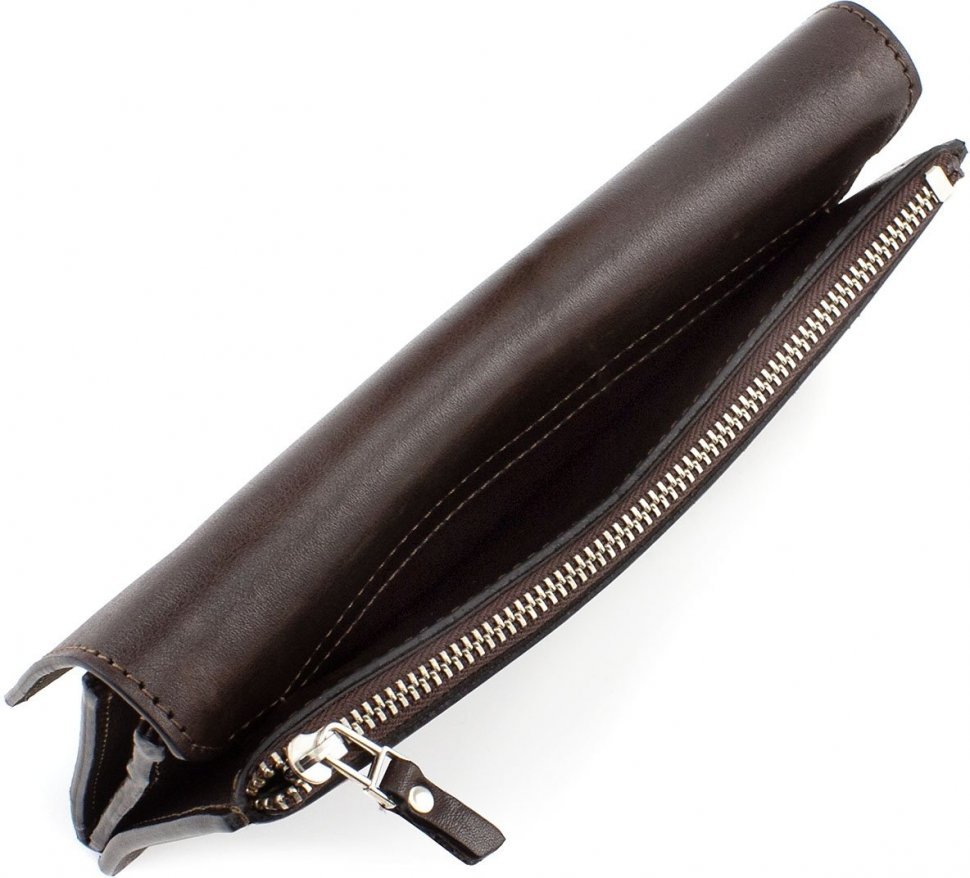 Вместительный кошелек темно-коричневого цвета из гладкой кожи Grande Pelle (13300)
