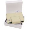 Кожаный женский кошелек молочного цвета с хлястиком на магните ST Leather 1767250 - 9