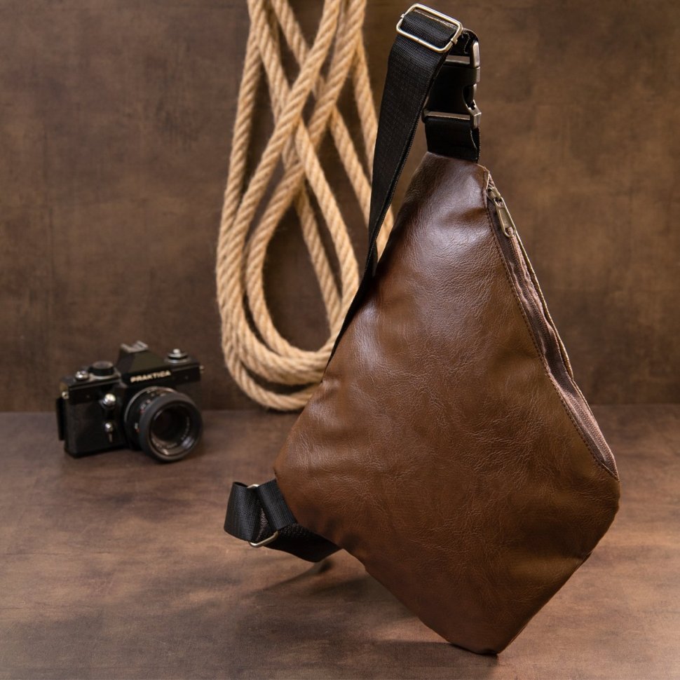 Темно-коричневая тонкая мужская сумка-слинг их кожзама Vintage (20566)