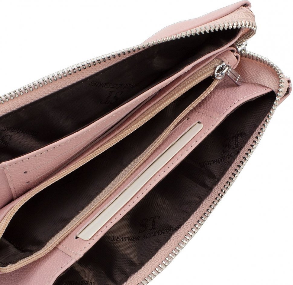 Кожаный женский кошелек-клатч светло-розового цвета с молниевой застежкой ST Leather (15332)