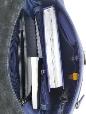 Современная кожаная сумка планшет с клапаном на защелке VATTO (11697) - 2