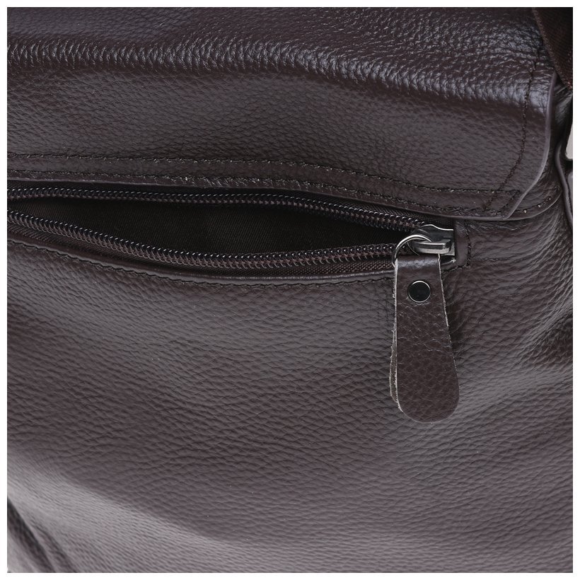 Вертикальная мужская наплечная сумка из натуральной кожи коричневого цвета Borsa Leather 72962