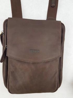 Мужская стильная сумка коричневого цвета VATTO (11704)