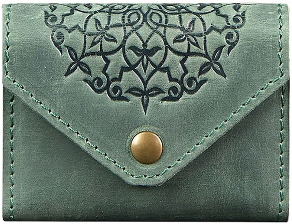 Кожаный картхолдер зеленого цвета с фиксацией на кнопку BlankNote (12991)