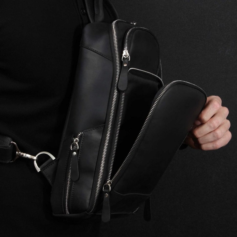 Мужская кожаная сумка-рюкзак большого размера в черном цвете TARWA (21662)