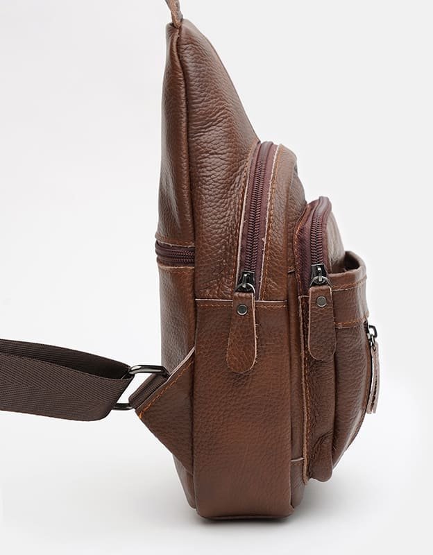 Мужской кожаный слинг-рюкзак коричневого цвета через плечо Keizer (22097)