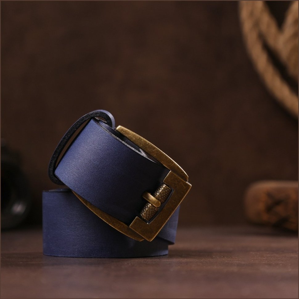 Широкий кожаный ремень синего цвета с золотистой пряжкой SHVIGEL 2411258