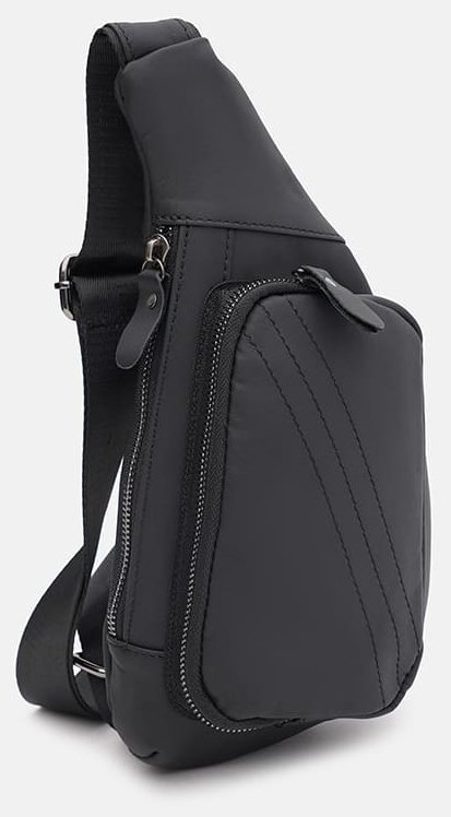 Мужская стильная сумка-слинг через плечо из натуральной кожи черного цвета Keizer 71671