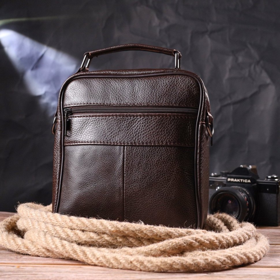 Практичная мужская сумка-барсетка из натуральной кожи коричневого цвета Vintage (2421274)