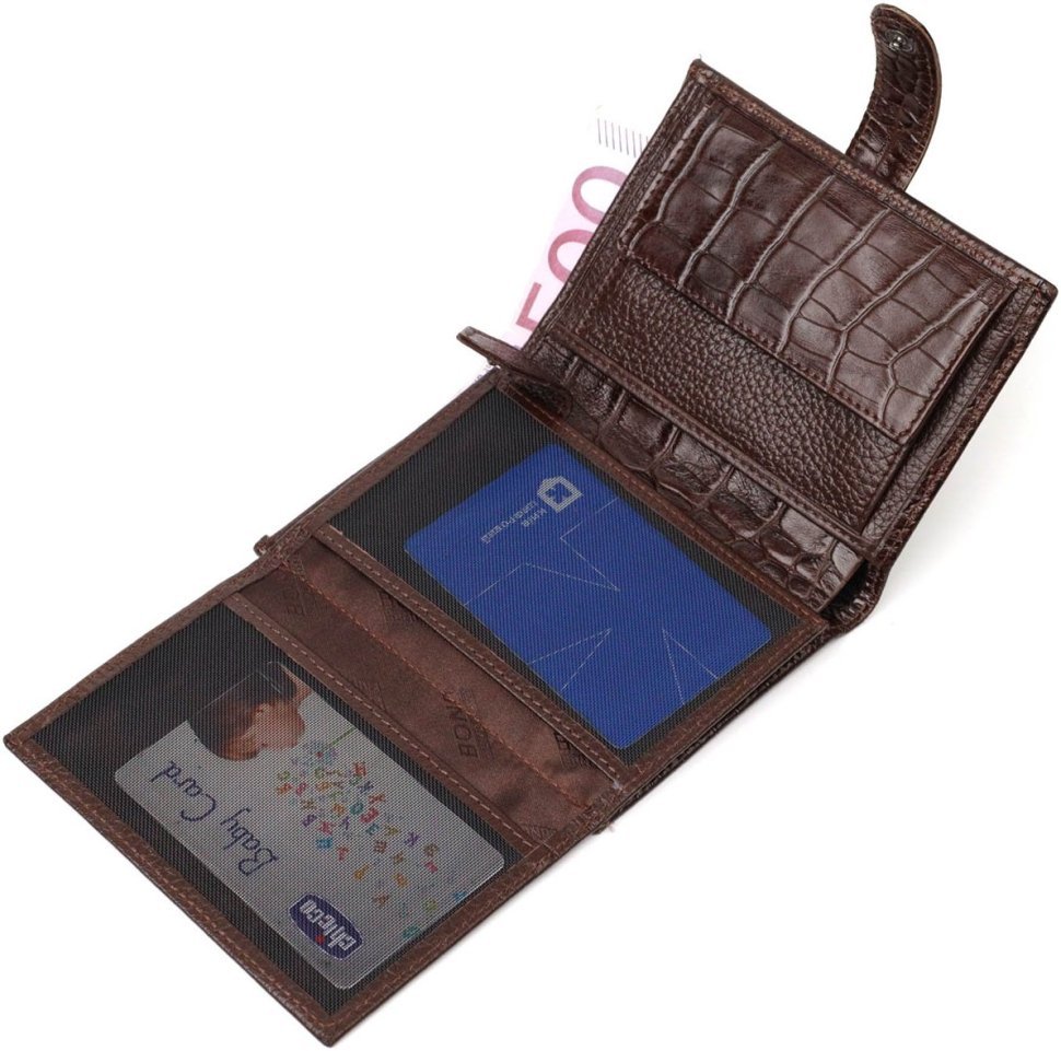 Коричневый мужской бумажник среднего размера из натуральной кожи с тиснением под крокодила BOND (2422058)