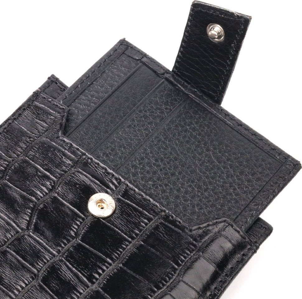 Стильный мужской кошелек из фактурной кожи под рептилию с блоком под карты KARYA (2421065)