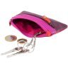 Фиолетово-розовая женская ключница из натуральной кожи на молнии Visconti Geno 68979 - 3