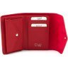 Кожаный женский кошелек красного цвета в три сложения с тиснением KARYA (19981) - 2
