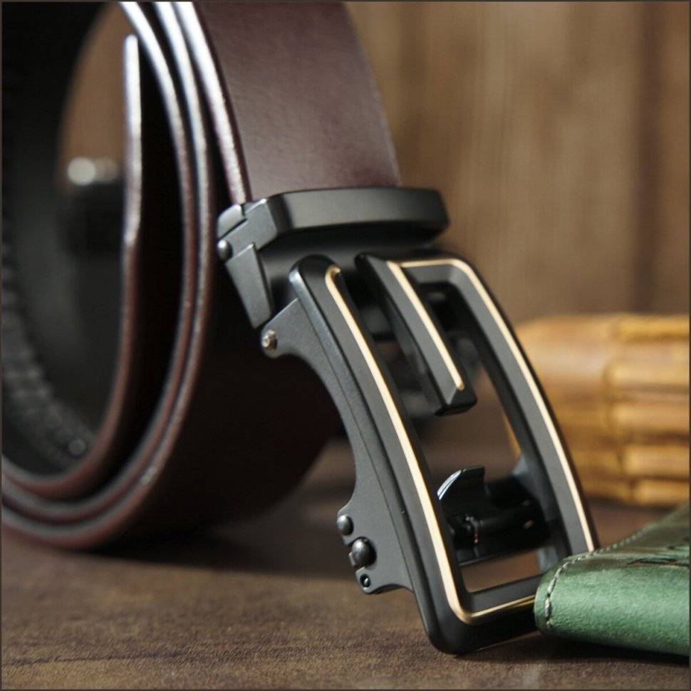 Кожаный мужской ремень коричневого цвета для брюк с эксклюзивной пряжкой-автомат Vintage 2420288