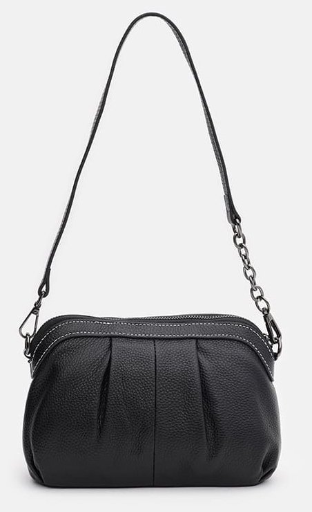 Стильная женская сумка из фактурной кожи черного цвета с плечевым ремешком Keizer 71685