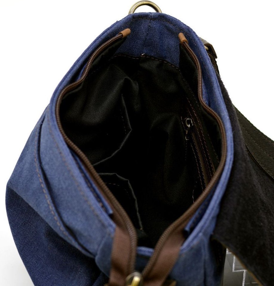Мужская сумка-мессенджер среднего размера из комбинации кожи и текстиля TARWA (21709)