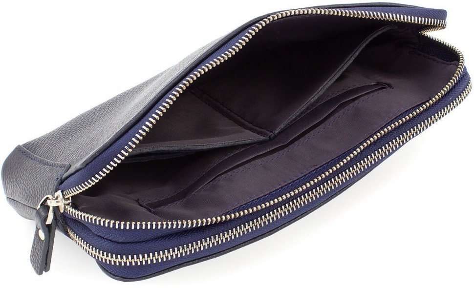 Мужской клатч синего цвета из фактурной кожи с молниевой застежкой Leather Collection (11112)
