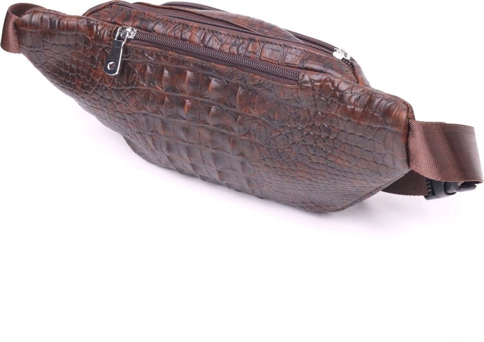 Коричневая поясная сумка из натуральной кожи с фактурой под крокодила Vintage (2421298)
