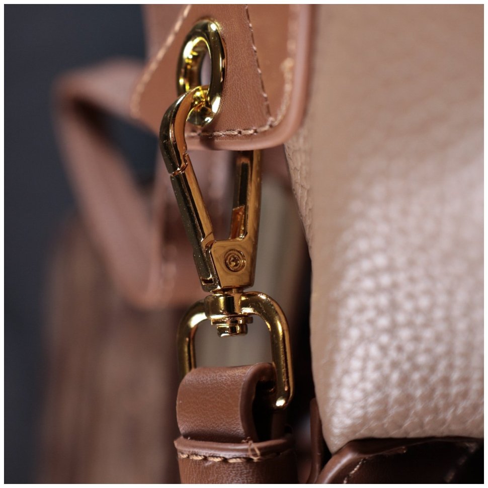 Горизонтальная женская сумка из натуральной кожи бежевого цвета Vintage 2422251