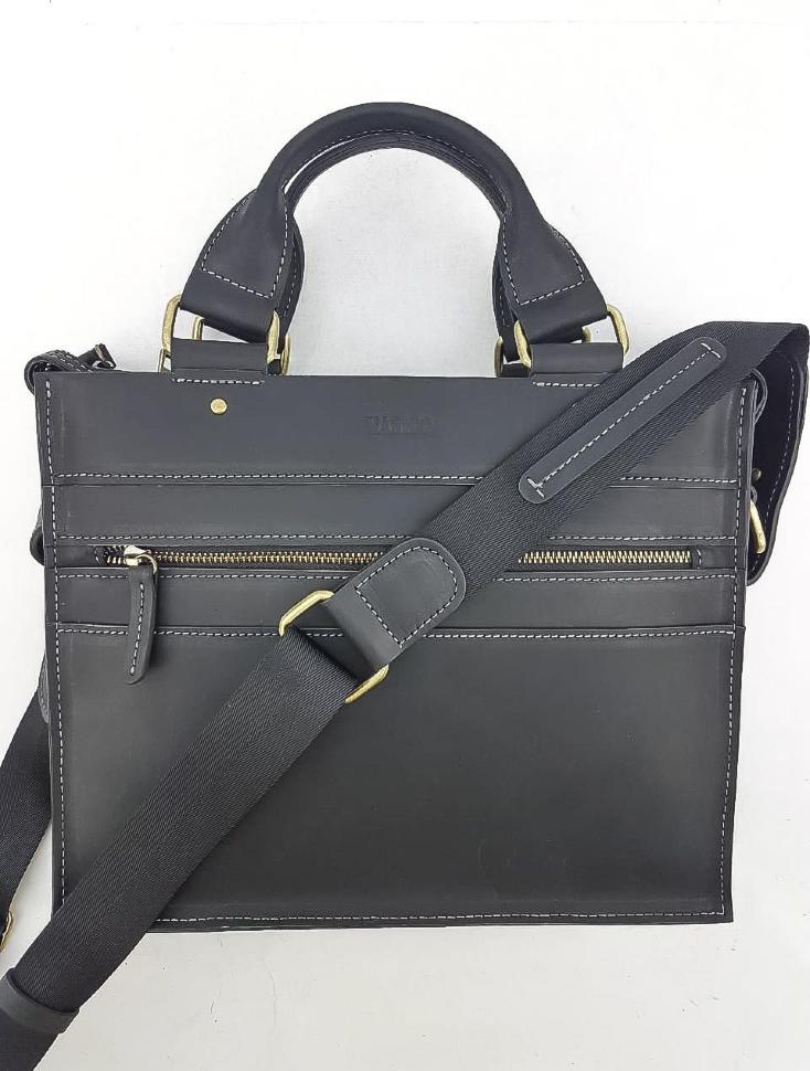 Кожаная деловая сумка черного цвета с ручками и плечевым ремнем VATTO (11733)