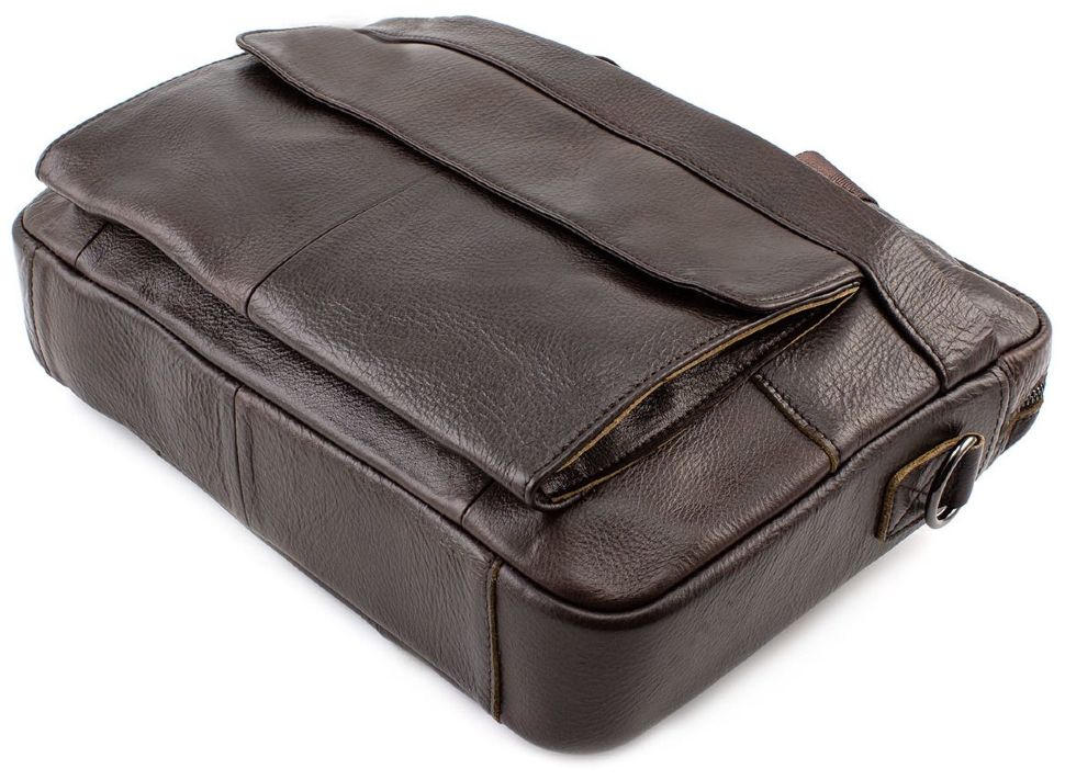 Коричневая недорогая сумка под ноутбук Leather Collection (10441)