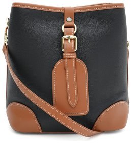 Невелика вертикальна жіноча сумка на плече з натуральної шкіри чорного кольору Keizer 71597