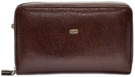 Мужская барсетка-клатч из зернистой кожи коричневого цвета с кистевым ремешком DESISAN 81800