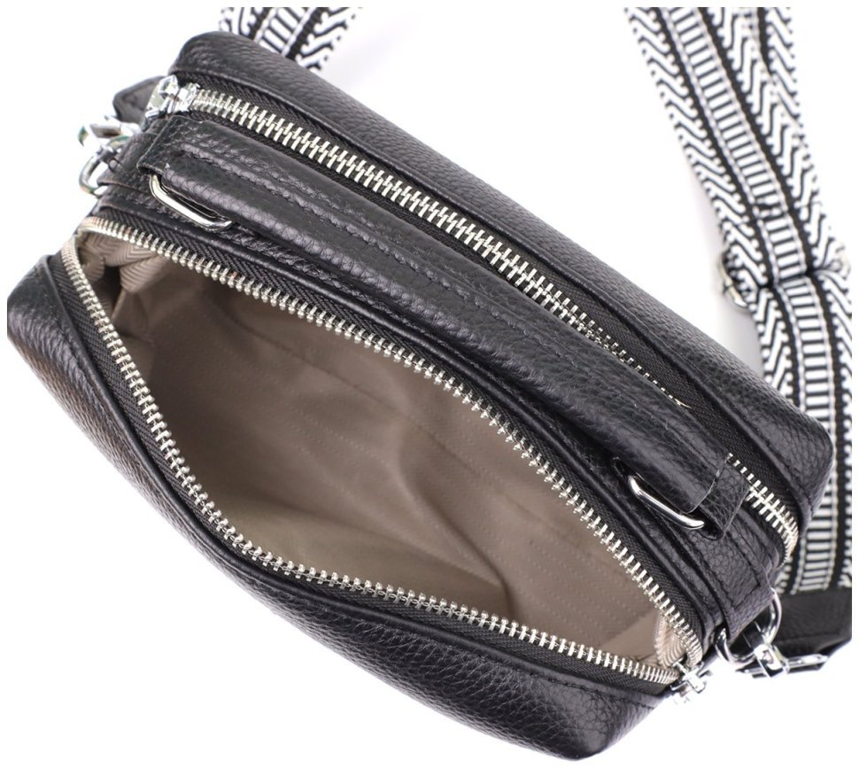 Компактна жіноча сумка з фактурної шкіри на два відділення Vintage 98200 чорного кольору фото №7 Компактна жіноча сумка з фактурної шкіри на два відділення Vintage 98200 чорного кольору modnotak фото №7